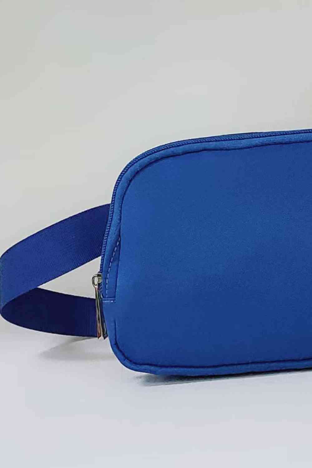 Buckle Zip Closure Fanny Pack